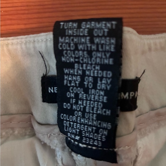 New York & Co Women’s Y2K Boot Leg Khaki Pants, Size 8P - Picture 5 of 10